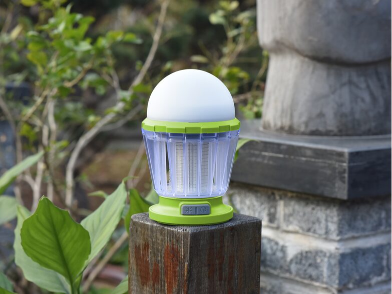 Networx LED-Solarleuchte, Außenleuchte mit Insektenvernichter, IPX6, grün