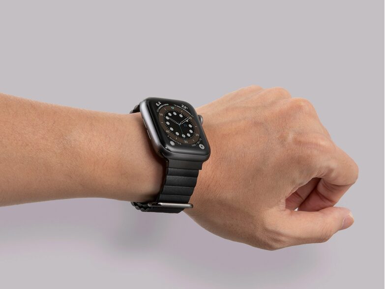 LAUT NOVI LUXE, Armband für Apple Watch 38/40/41 mm, Kunstleder, schwarz