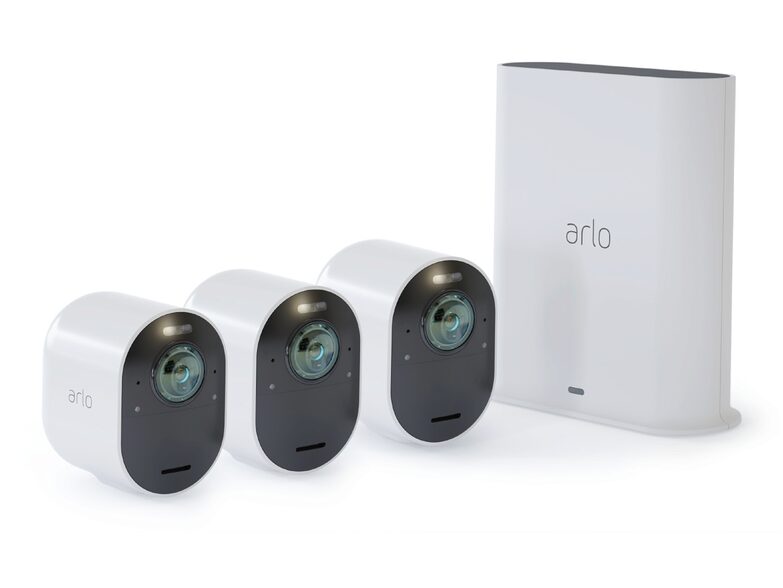Arlo Ultra 2, kabellose 4K-UHD-Sicherheitskamera, 3er-Set, SmartHub, weiß