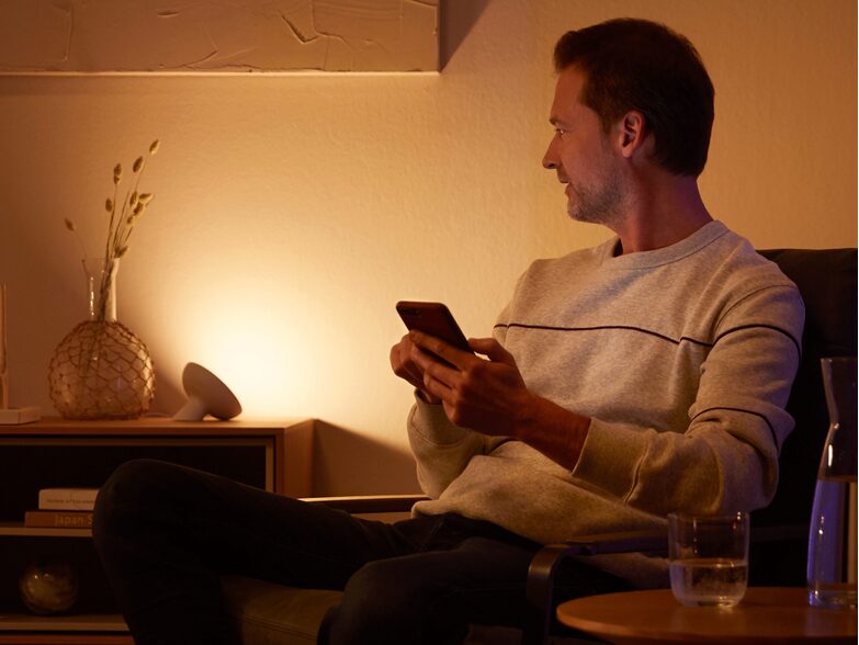 Philips Hue Bloom, LED-Tischleuchte, White & Color Ambiance, weiß