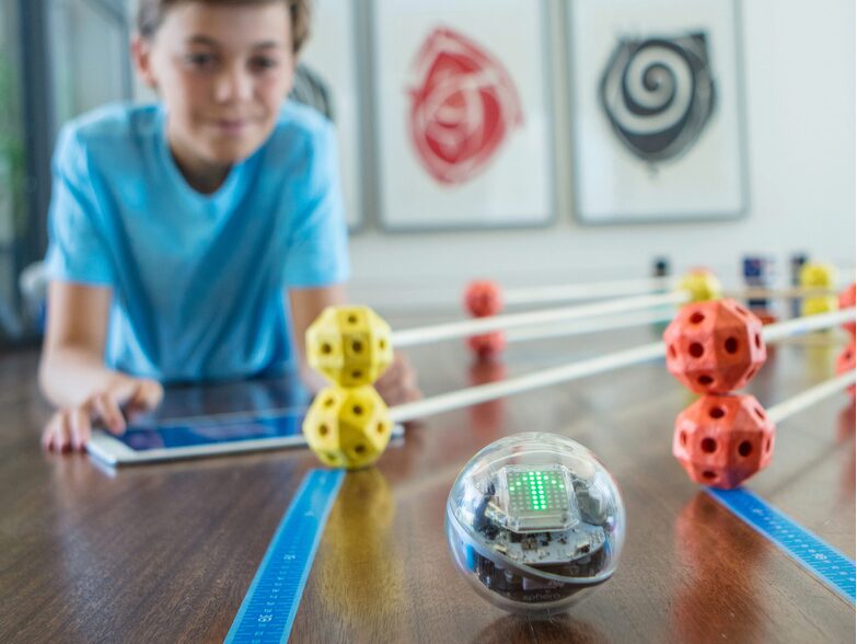 Sphero Bolt, programmierbarer Roboter-Ball, Bluetooth, transparent