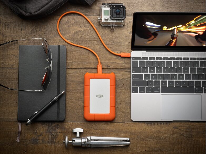 LaCie Rugged USB-C, 2 TB mobile Festplatte, silber/orange